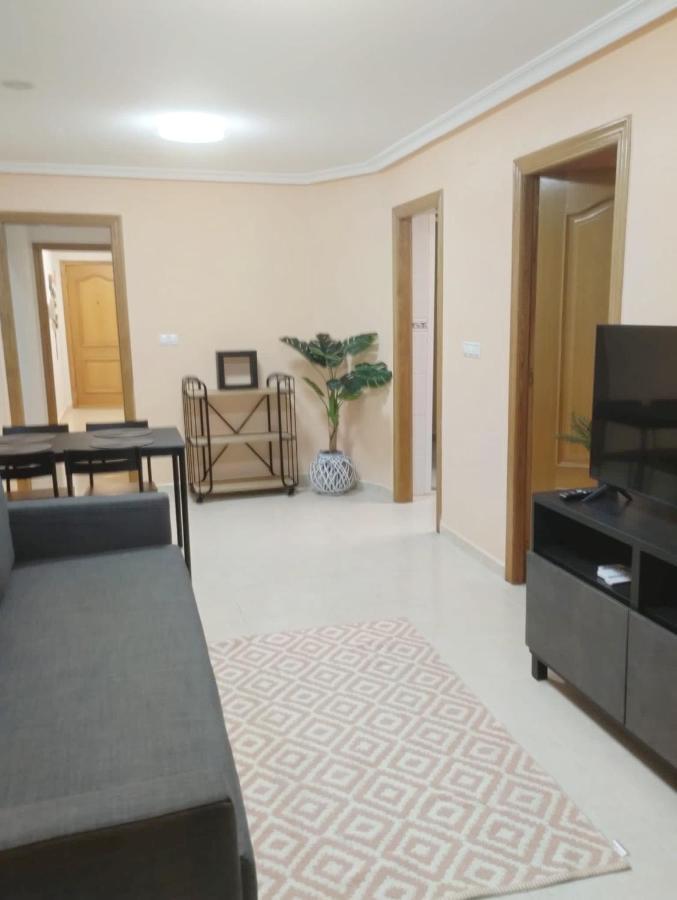 Torrevieja 2 Bedroom Holiday Apartment Εξωτερικό φωτογραφία